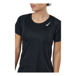 Nike Dri-FIT Race Women's Short-Sleeve Running Top BLACK/REFLECTIVE SILV 9 Nike Dri-FIT Race Women's Short-Sleeve Running Top BLACK/REFLECTIVE SILV -Takit Myyntikauppa 60516 71 004
