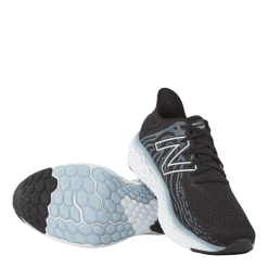 New Balance 1080 V11 Women's R Black/white 15 New Balance 1080 V11 Women's R Black/white -Takit Myyntikauppa 60953 55 007